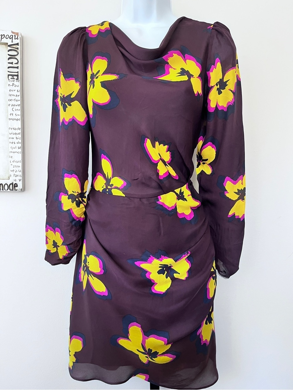 A.L.C. Chocolate Grace 100% Silk Floral Print Long Sleeve Mini Dress Size 4